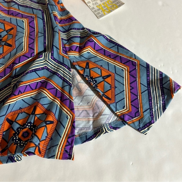 LuLaRoe NWT Geometric Design Perfect T Size XXS - Picture 5 of 10